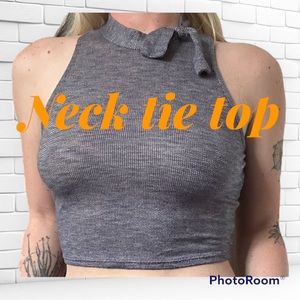 Neck tie top